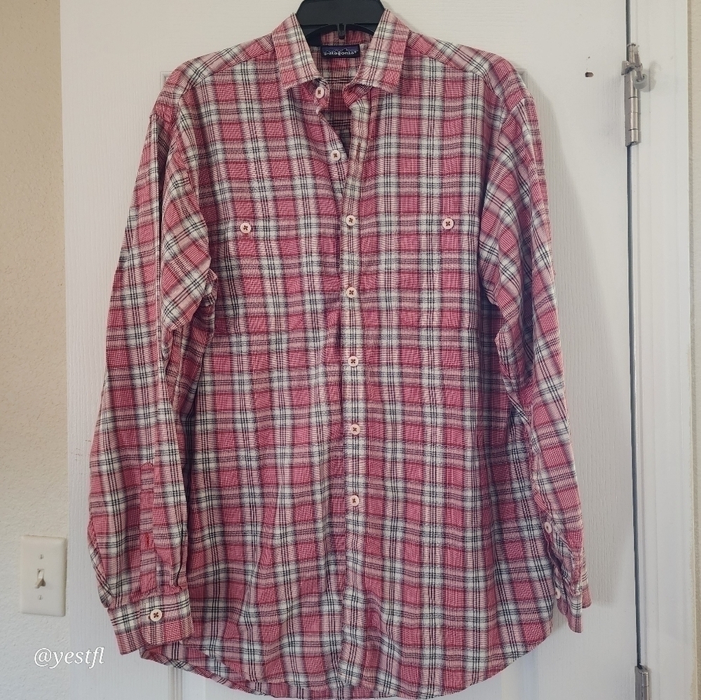 Vintage men's Patagonia long sleeve shirt M